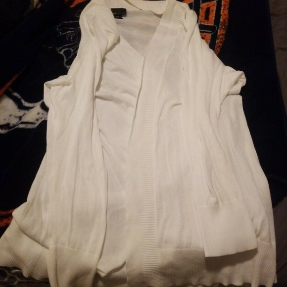 Lane Bryant Sweater/Cardigan Size 22/24 - Picture 1 of 6